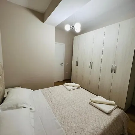 Lovely Apartment, Free Parking *